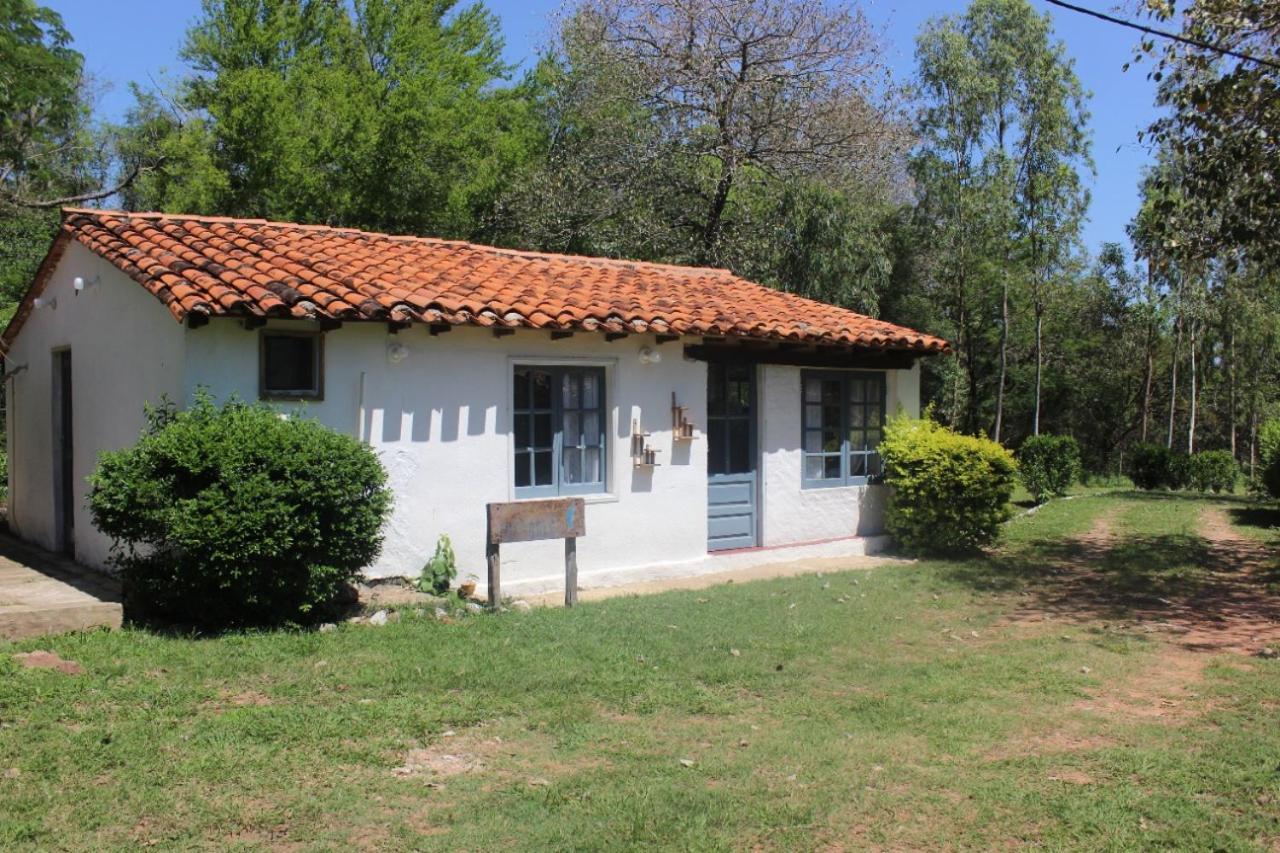 Posada San Miguel Paraguari Buitenkant foto